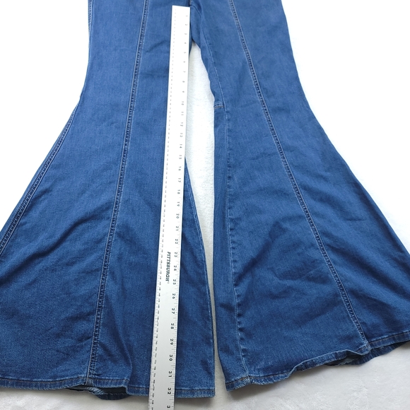 We The Free Flare Leg Women’s Jeans Denim Size 30 66170 - Picture 5 of 10